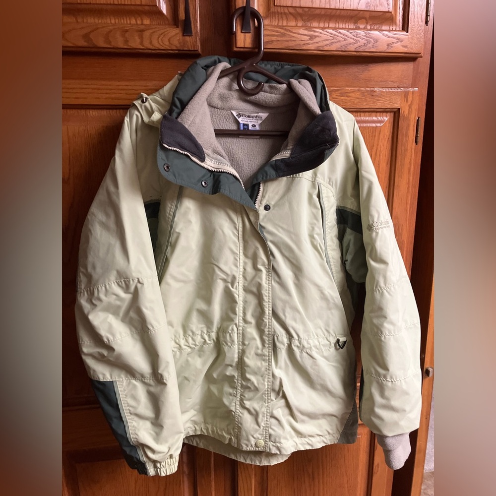 Columbia Men's Two-Tone Performance Jacket
